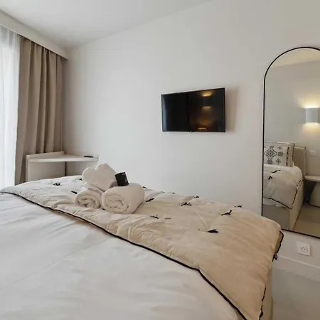Chic 2br 4p Lices Apartment Saint-Tropez