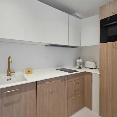 Apartment Chic 2br 4p Lices Saint-Tropez